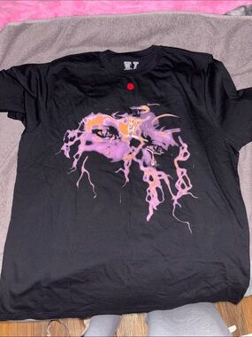 Men's Black Short-Sleeve Tee with Purple & Gold Graphic